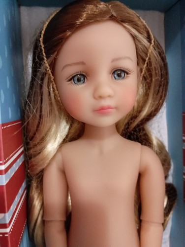 Ruby red fashion friends doll - red,