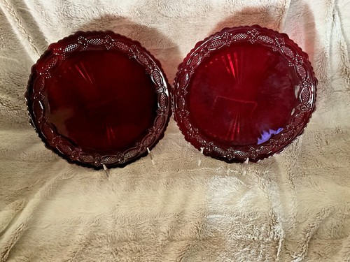 Avon ruby red cape - -,